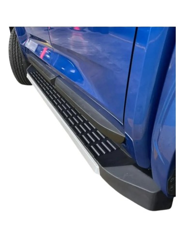 Pisadera Mitsubishi L200  2023 - 2026